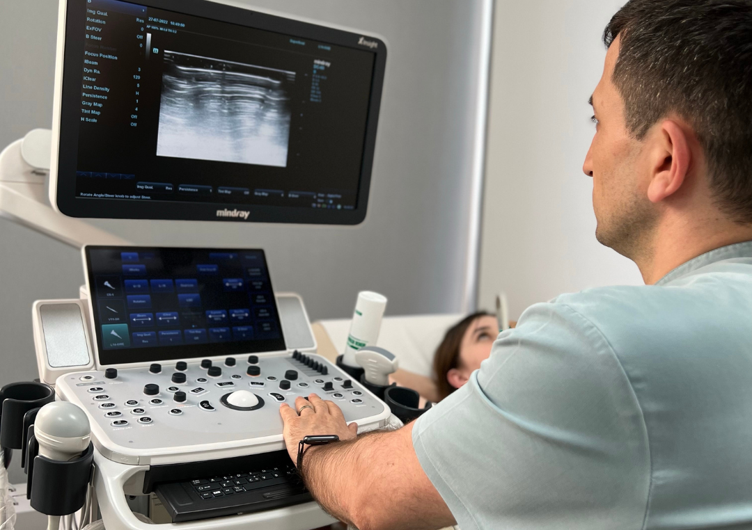 SONOGRAPHY OF THE FEMALE ABDOMEN AND PELVIC ORGANS